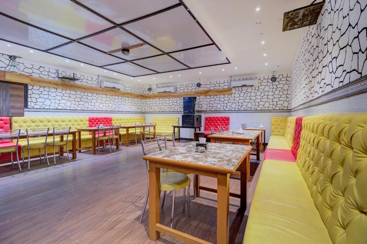 โอโย 67979 โฮเต็ล ฮอลลีวูด พาร์ค Hotel Sasupada ภายนอก รูปภาพ